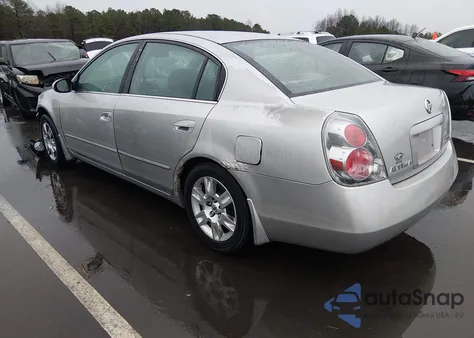 2005 Nissan Altima 2.5 S из США, поврежденный, VIN 1N4AL11DX5C398610